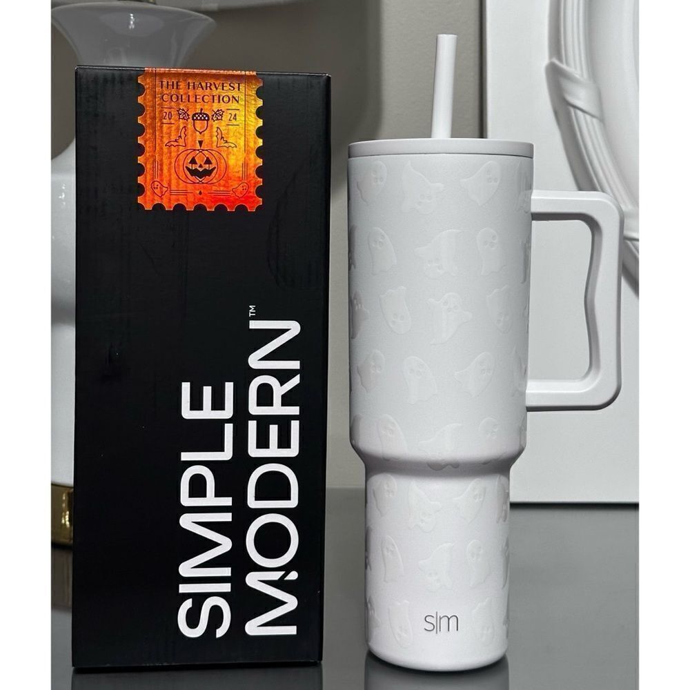 Simple Modern Halloween White Ghost 40oz‎ Trek Tumbler